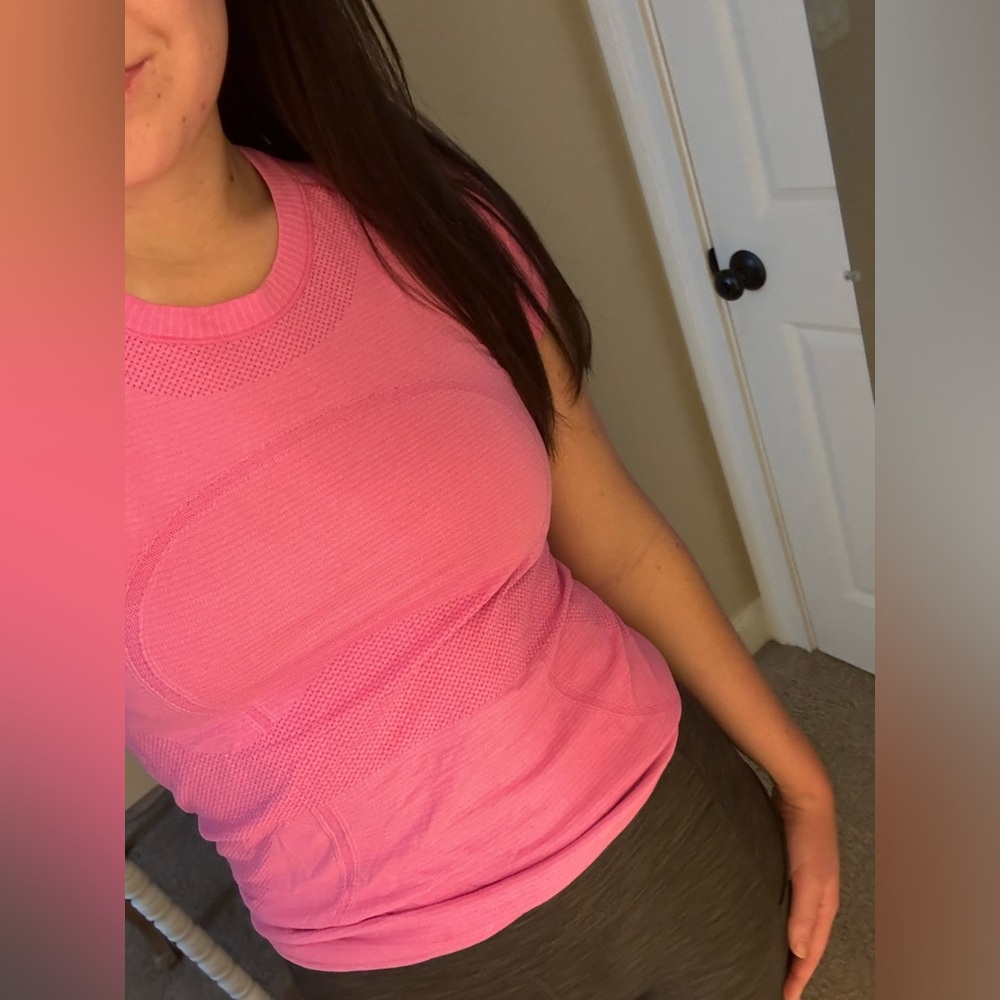 Lululemon Swiftly Tech Short Sleeve Top